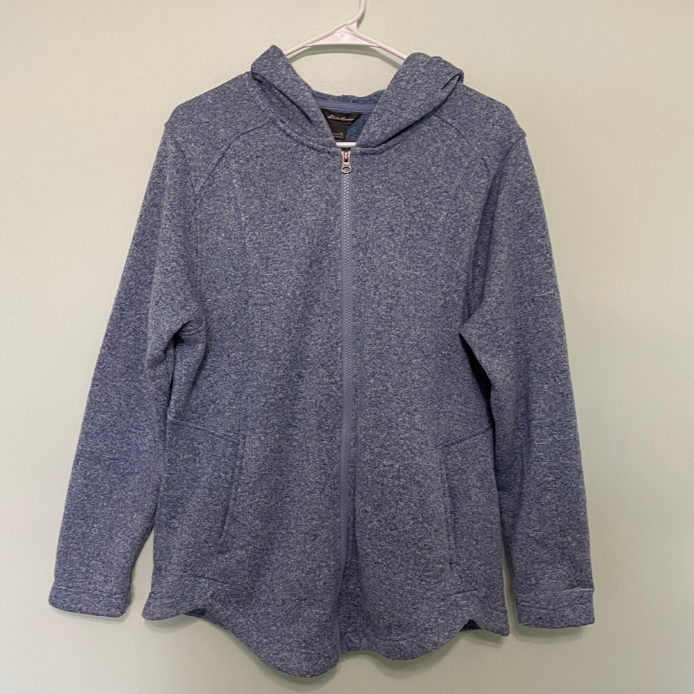 Eddie Bauer XL zip up sweat shirt with pockets and hood in great condition
